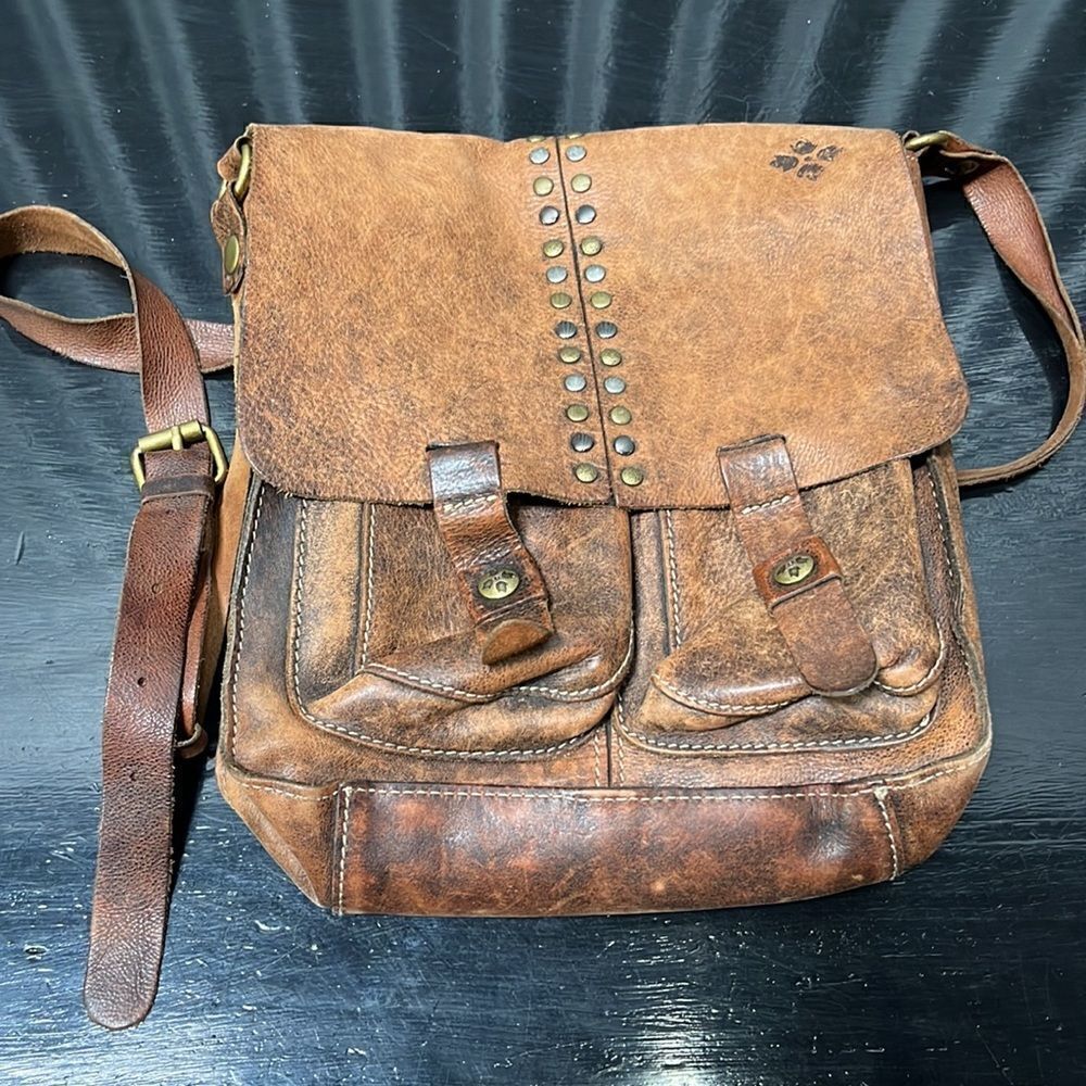 Patricia Nash Leather Cross Body Bag - Picture 9 of 12